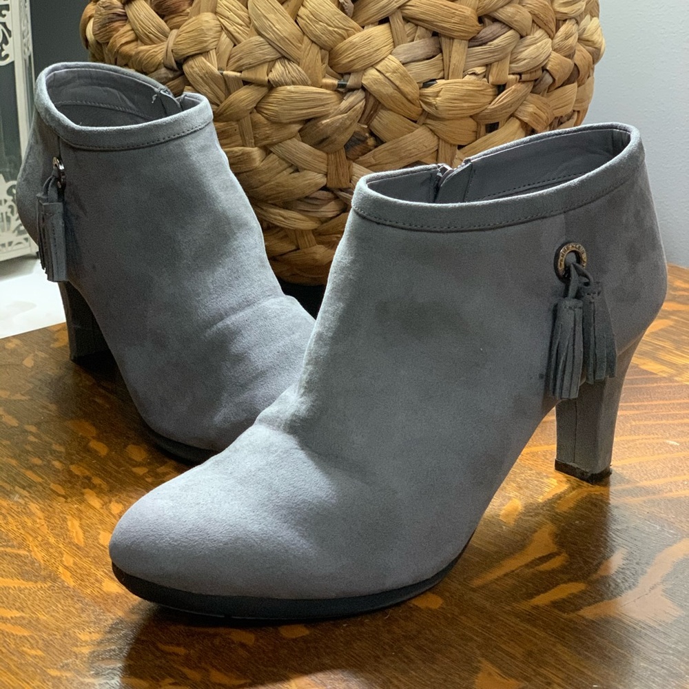 Anne Klein gray Silva boot w/ 3.5 inch heel